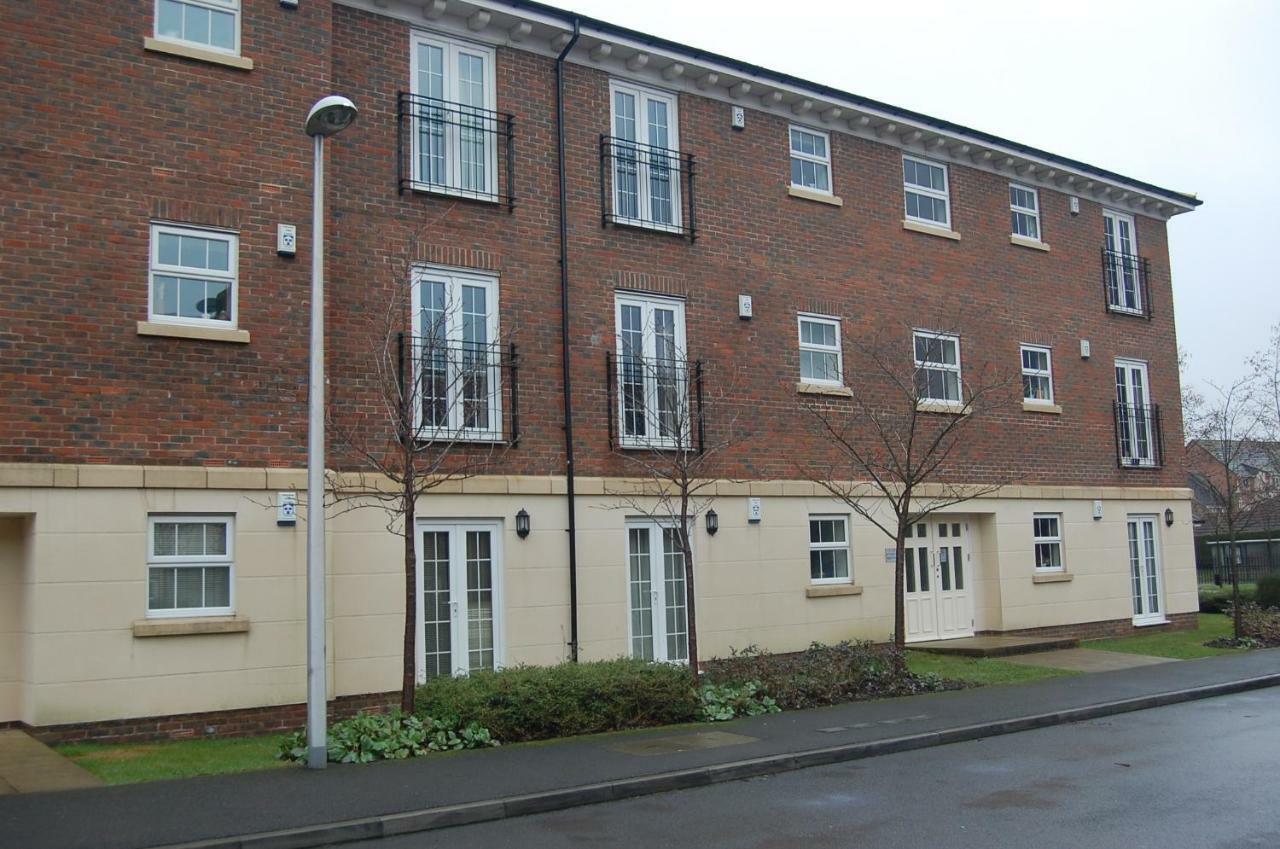 2 Bed 2 Bath At Jago Crt In Newbury - Free Allocated Parking Esterno foto